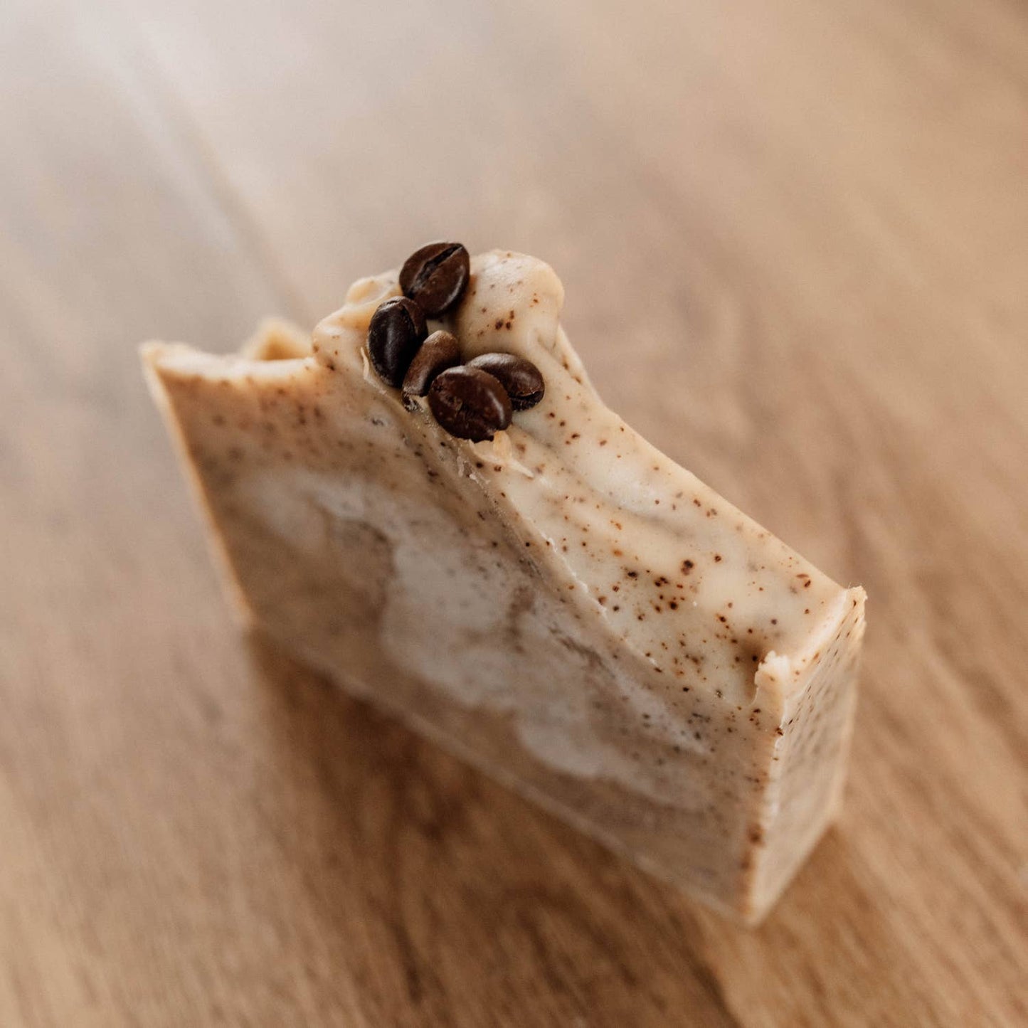 Naturayl - Koffie-/Hazelnoot Scrub Zeep voor Huidverzorging