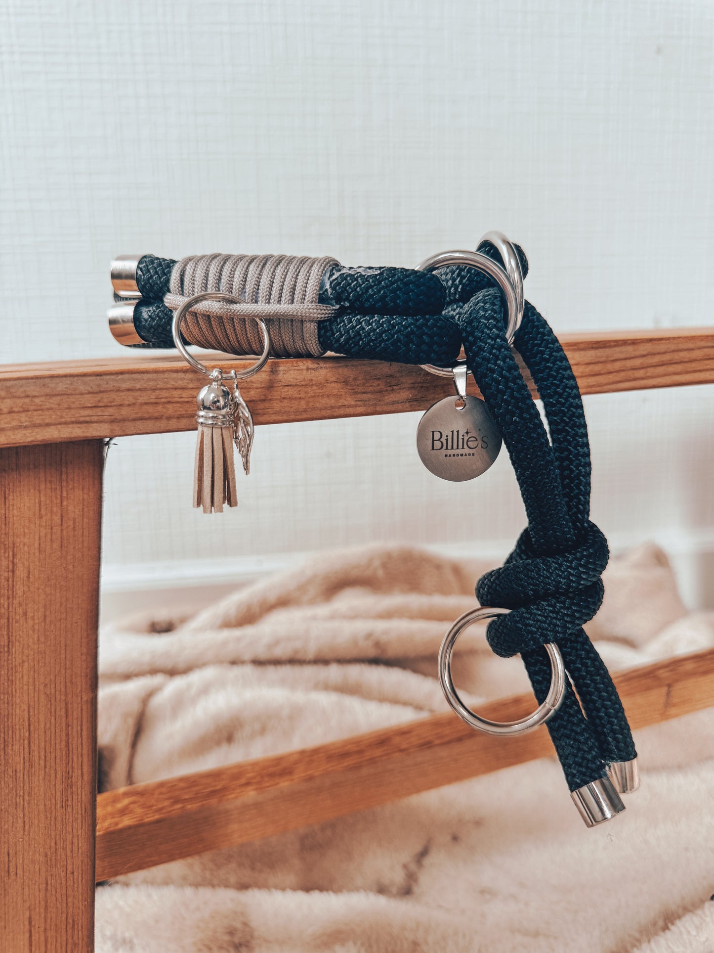 Cord knot black with silver hardware maat S-M