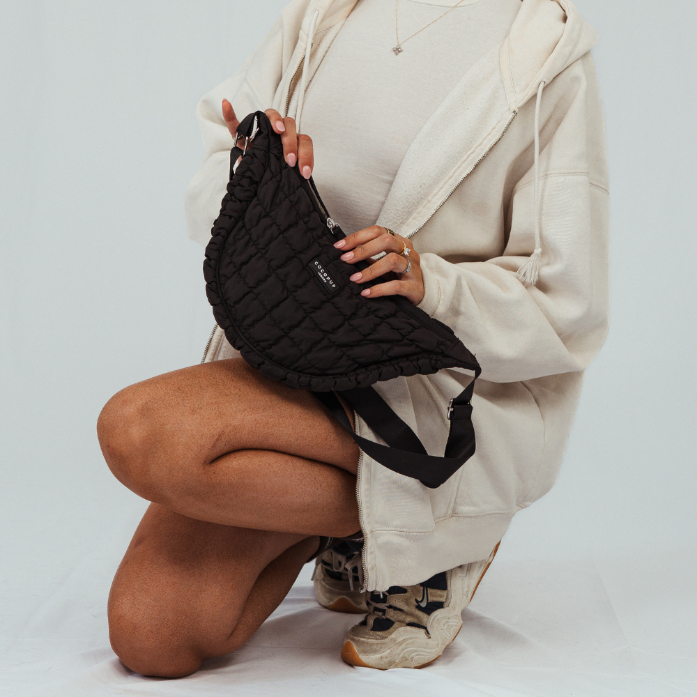 Cocopup London - Crossbody Crescent Hondenuitlaat Tas - Onyx