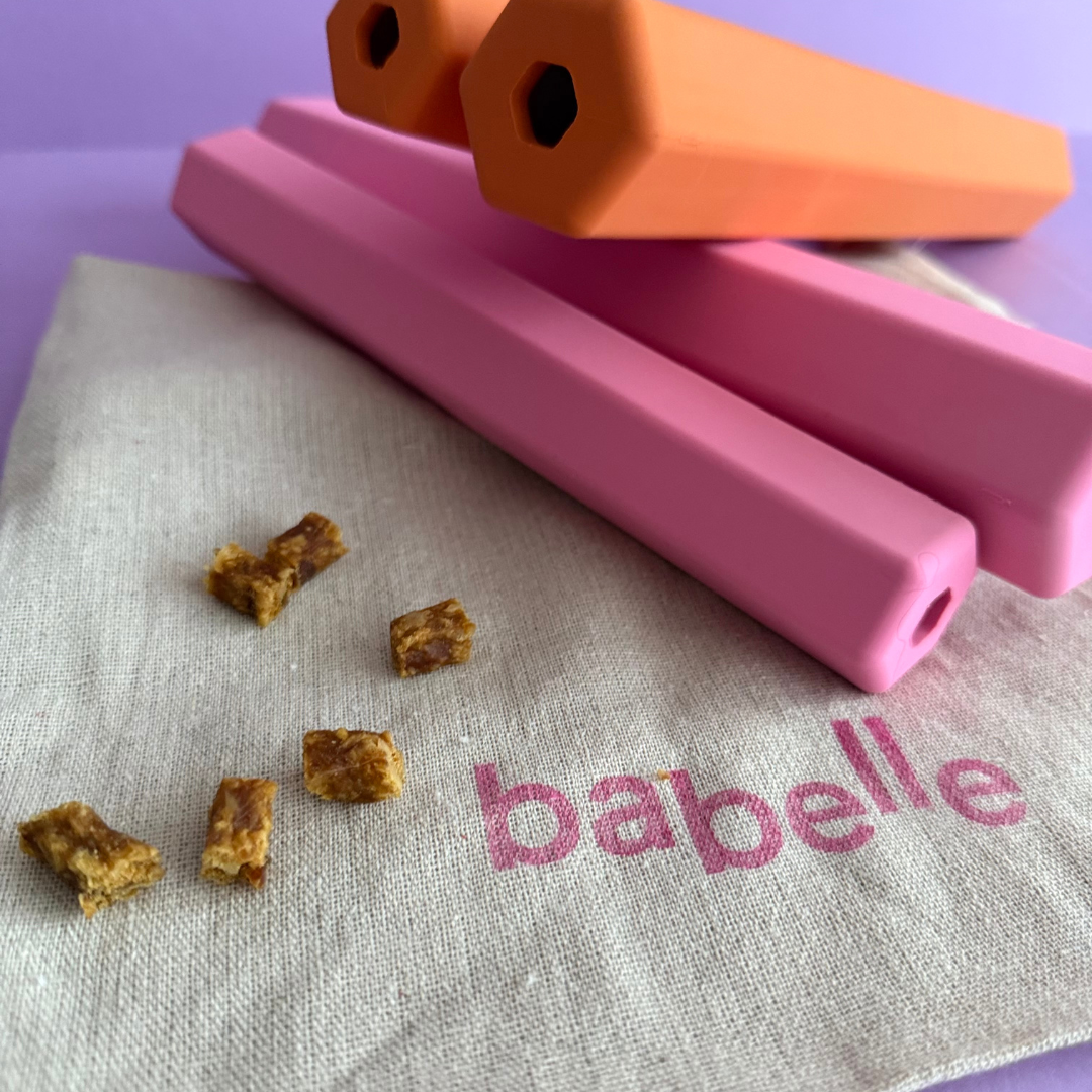 Babelle For Dogs - The Treat Tube - interactief speeltje voor honden - oranje