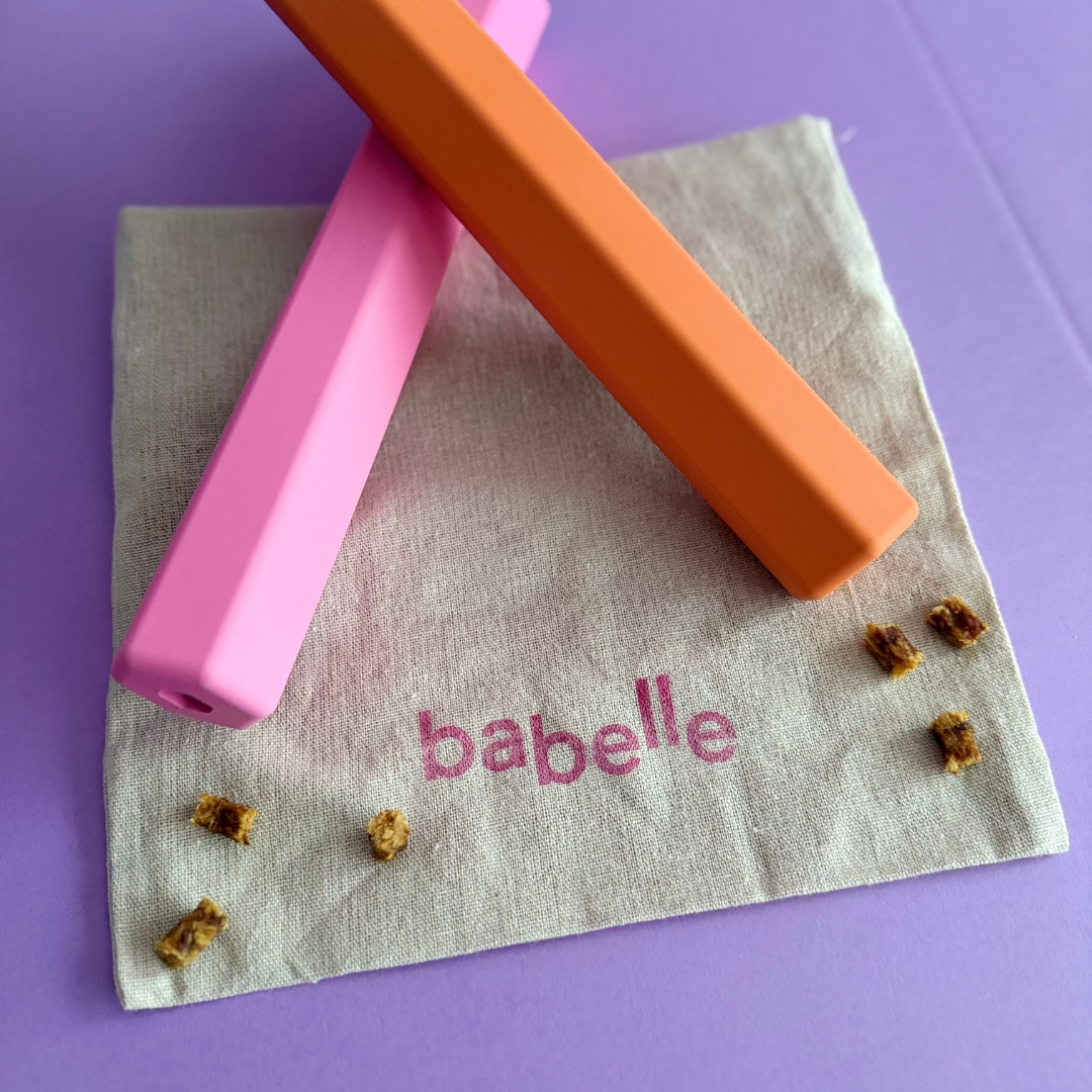 Babelle For Dogs - The Treat Tube - interactief speeltje voor honden - oranje